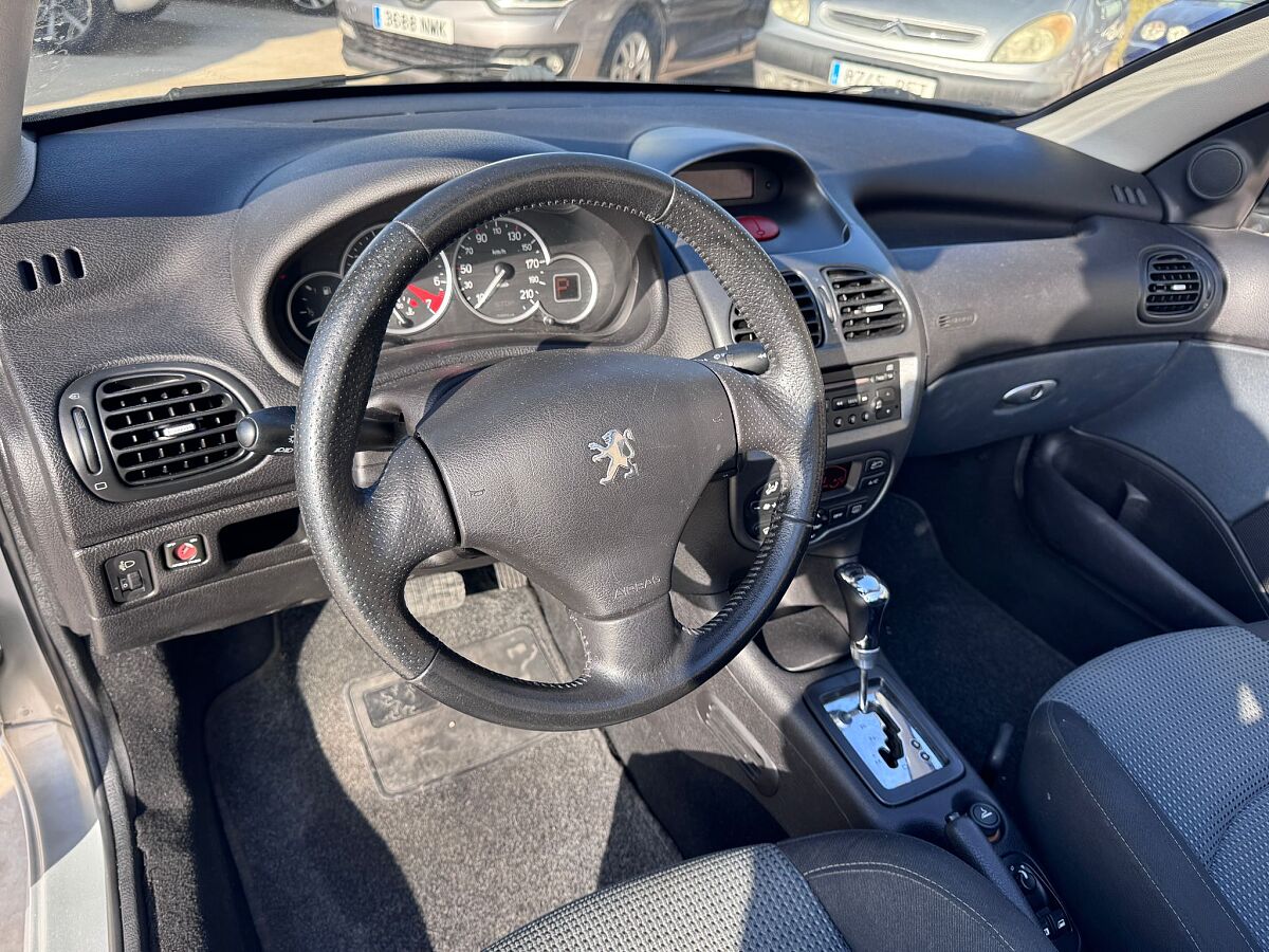 PEUGEOT 206CC 1.6 AUTO CONVERTIBLE SPANISH LHD IN SPAIN ONLY 35000 MILES 2006